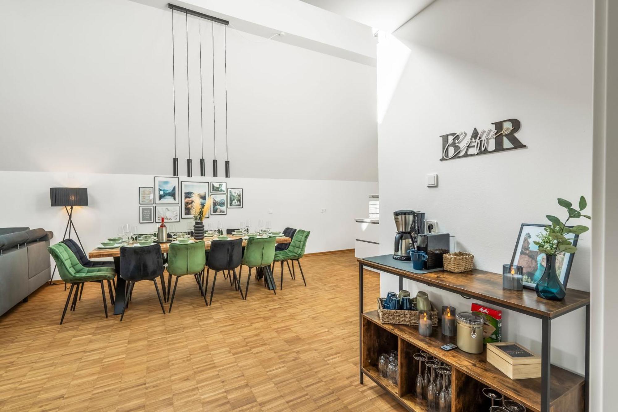 Dnd Design Loft I 170Qm I Parken I Balkon I Workstation I Netflix I Kaffee I Waschmaschine I Trockner I Xbox I Ausblick Apartment Wurzburg Bagian luar foto