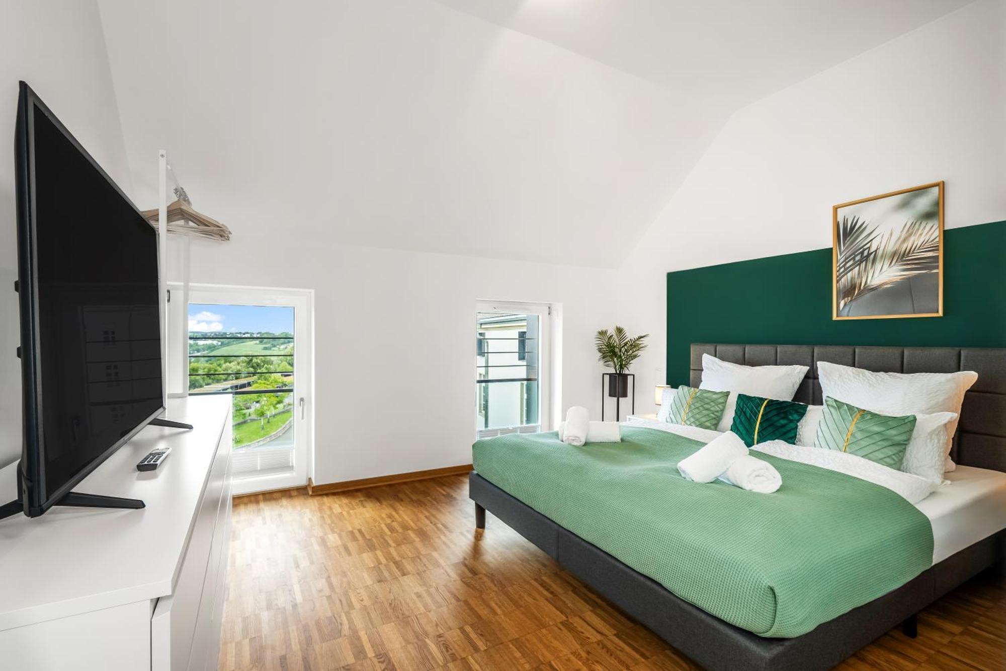 Dnd Design Loft I 170Qm I Parken I Balkon I Workstation I Netflix I Kaffee I Waschmaschine I Trockner I Xbox I Ausblick Apartment Wurzburg Bagian luar foto