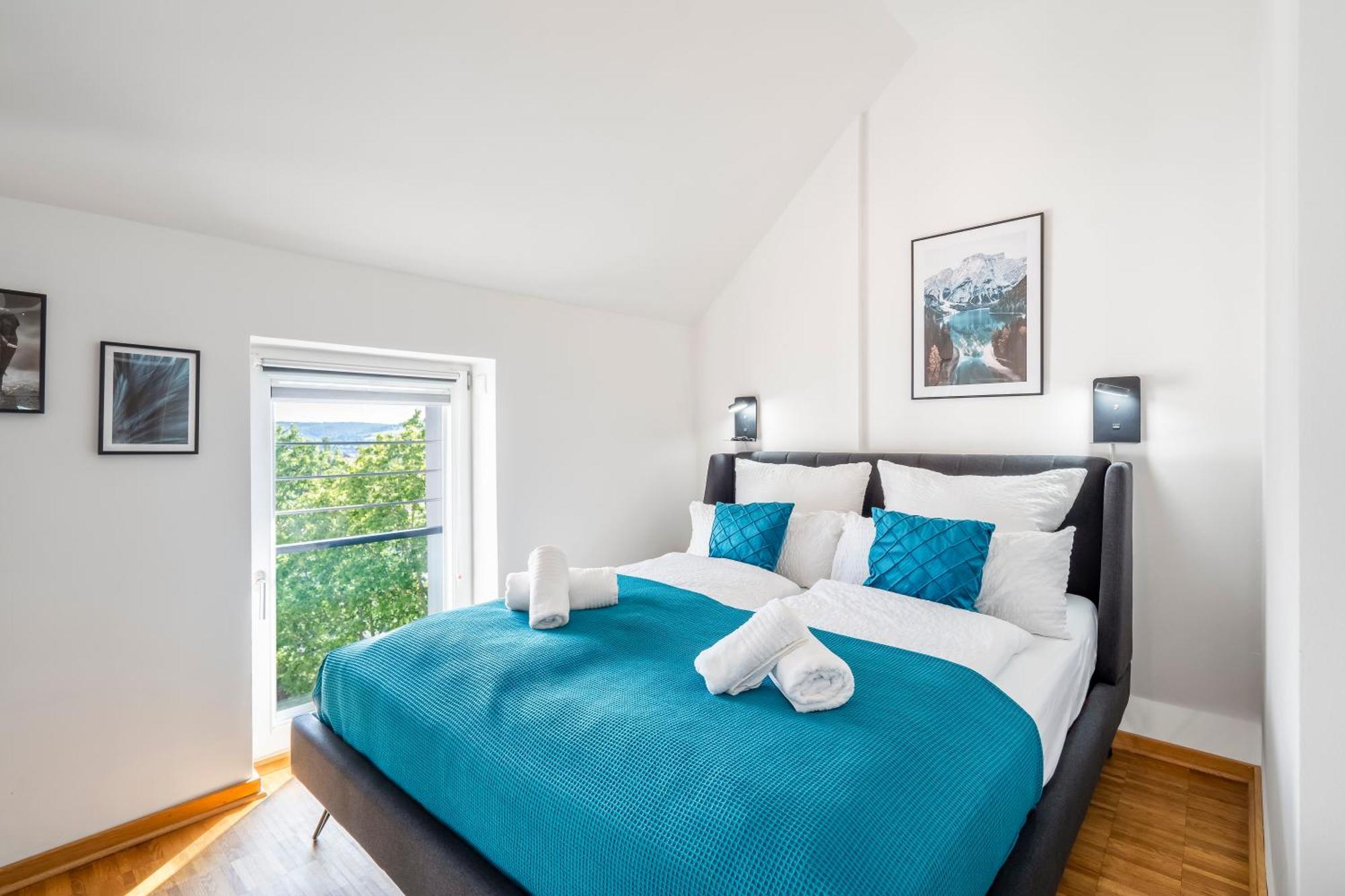 Dnd Design Loft I 170Qm I Parken I Balkon I Workstation I Netflix I Kaffee I Waschmaschine I Trockner I Xbox I Ausblick Apartment Wurzburg Bagian luar foto