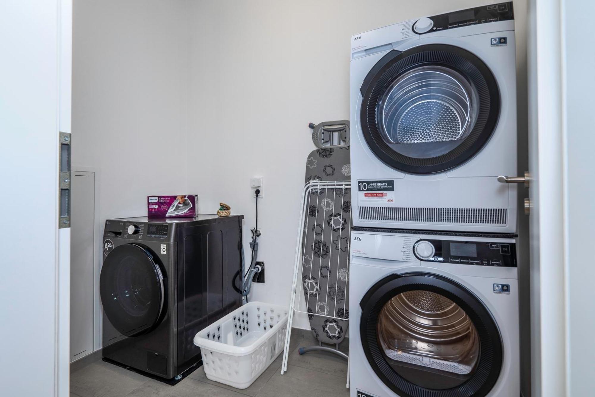 Dnd Design Loft I 170Qm I Parken I Balkon I Workstation I Netflix I Kaffee I Waschmaschine I Trockner I Xbox I Ausblick Apartment Wurzburg Bagian luar foto